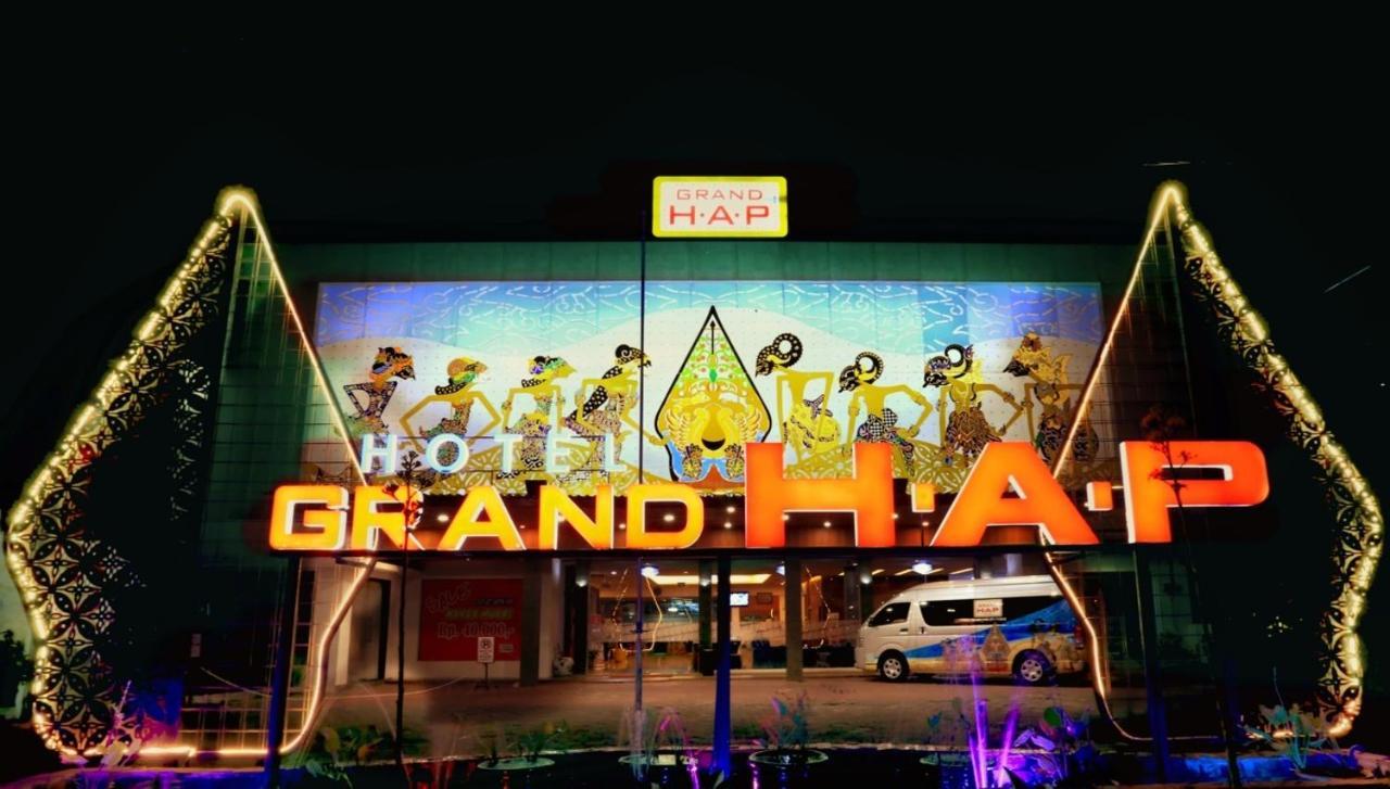 Grand Hap Solo Hotel Exterior photo